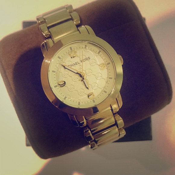 Gold Michael Kors Women’s Watch - Picture 1 of 5